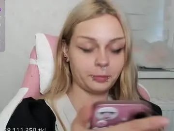 Melonipinkbb  live sex cam