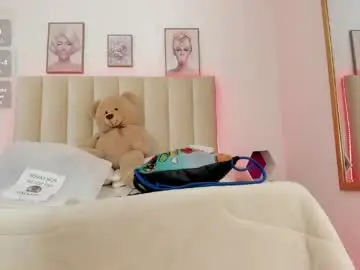 Mia_corner  live sex cam