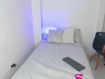 Mila_rose1  live sex cam