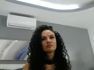 Sophiejoulia  live sex cam