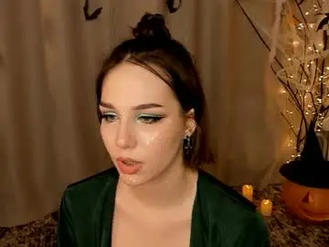 Tate_crazy  live sex cam