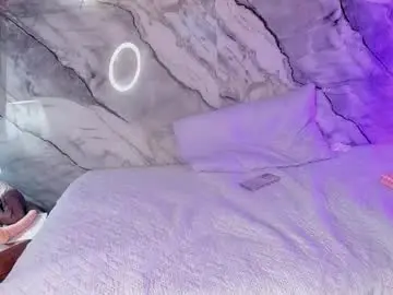 Ginebrass  live sex cam