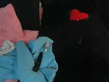 Lanastone86  live sex cam