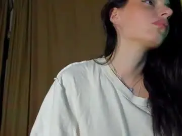Lesyaliss  live sex cam