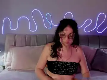 Liliii_bend  live sex cam