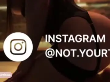 Notyourtina  live sex cam