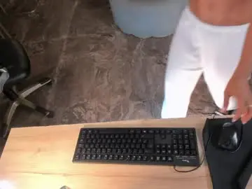 Renatareyes  live sex cam