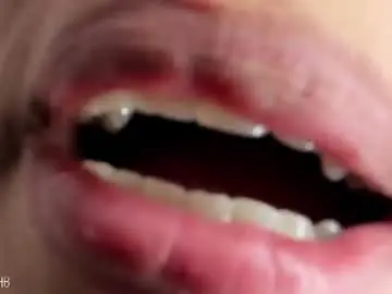Saraarchbould  live sex cam