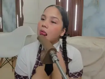 Zoee_lov  live sex cam