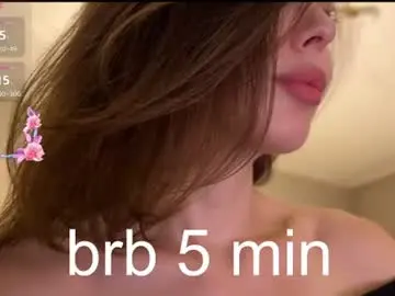 Adel_bells  live sex cam