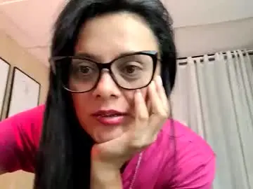 Azura_lion  live sex cam