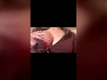 Geegxxx  live sex cam