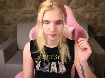 Iron_adele  live sex cam