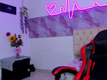 Noahwhyle_tq  live sex cam