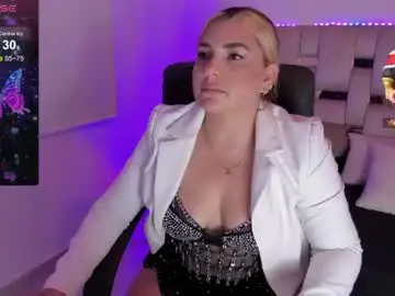 Pervert_milf2023  live sex cam