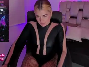 Pervert_milf2023  live sex cam
