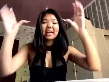 Berniecekogler  live sex cam