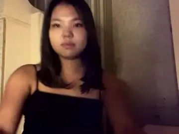 Berniecekogler  live sex cam