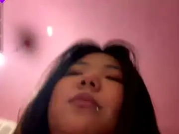Berniecekogler  live sex cam