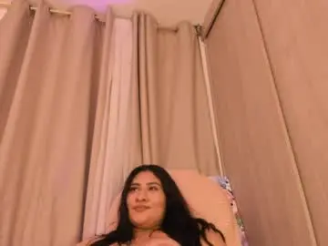 Elyross_  live sex cam
