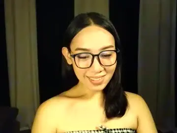 Itsmehotqueen  live sex cam