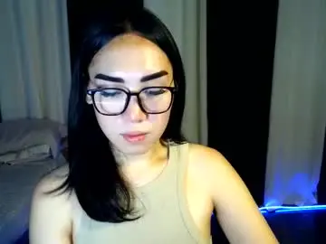Itsmehotqueen  live sex cam