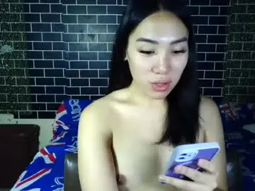 Itsmehotqueen  live sex cam