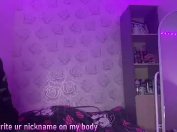 Kiravexx  live sex cam