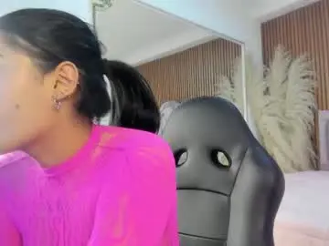 Kourtneyandrews  live sex cam