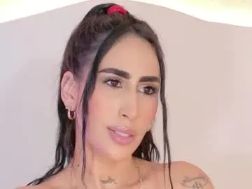 Lucylunne  live sex cam