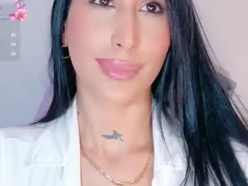 Lucylunne  live sex cam