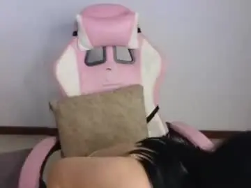 Meloody_m  live sex cam