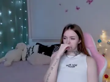 Naughty_mablee  live sex cam