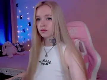 Naughty_mablee  live sex cam