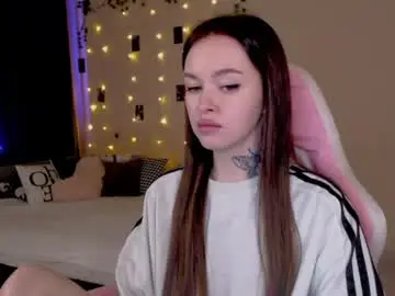 Naughty_mablee  live sex cam