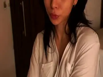 Severinemuse  live sex cam