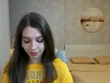 Softwine  live sex cam