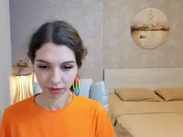 Softwine  live sex cam