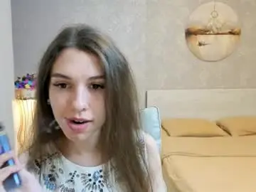 Softwine  live sex cam