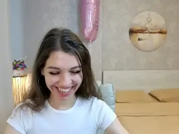 Softwine  live sex cam