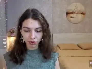 Softwine  live sex cam