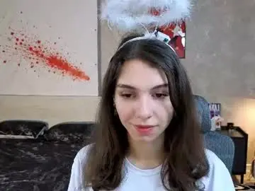 Softwine  live sex cam