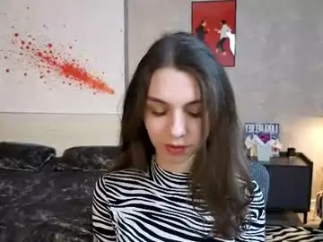 Softwine  live sex cam