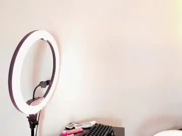 Ulika_jones  live sex cam