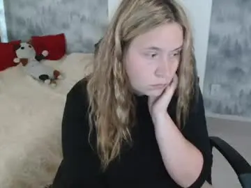 Adelinalawson  live sex cam
