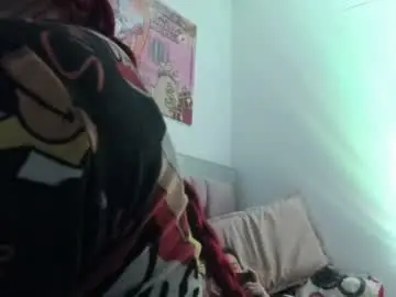 Cynthiaa33  live sex cam