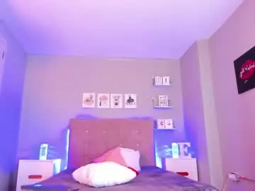 Emilycoast  live sex cam