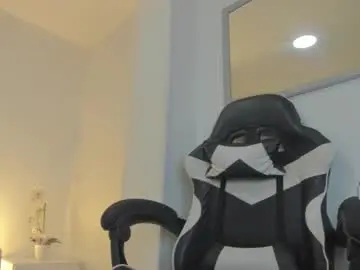 Evelin_leroy  live sex cam