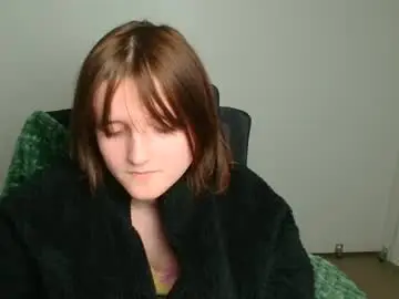 Evie_leee  live sex cam