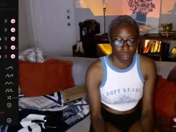 Goddesspearl777  live sex cam